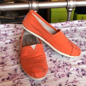 🎊SALE🎊Orange toms